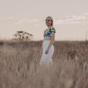 Meet your Posher, Chloe